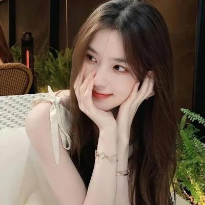 闪婚后，亿万总裁偏要宠我